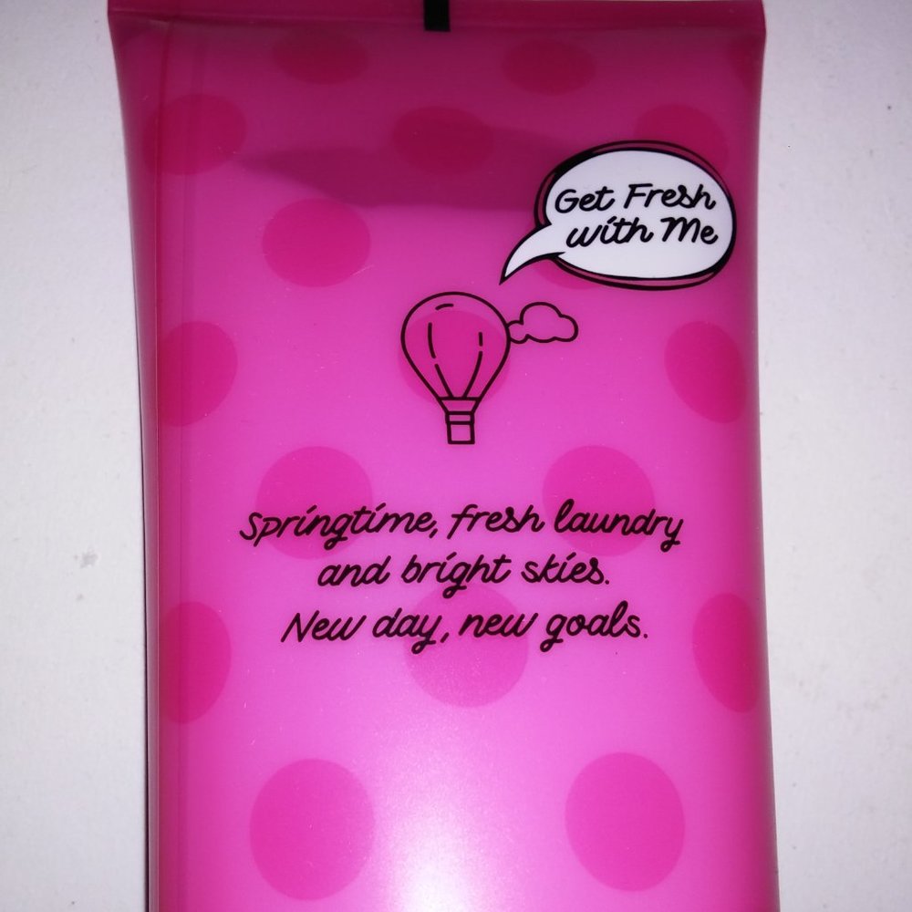 Set of 3  Victoria Secret PINK Lotion - Picture 5 of 6